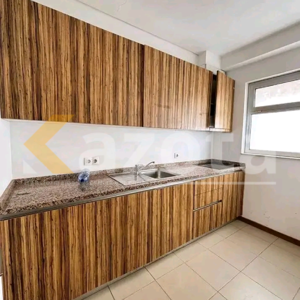 Escritório Mobilado de 125m² – Morro Bento | Avenida 21 de Janeiro