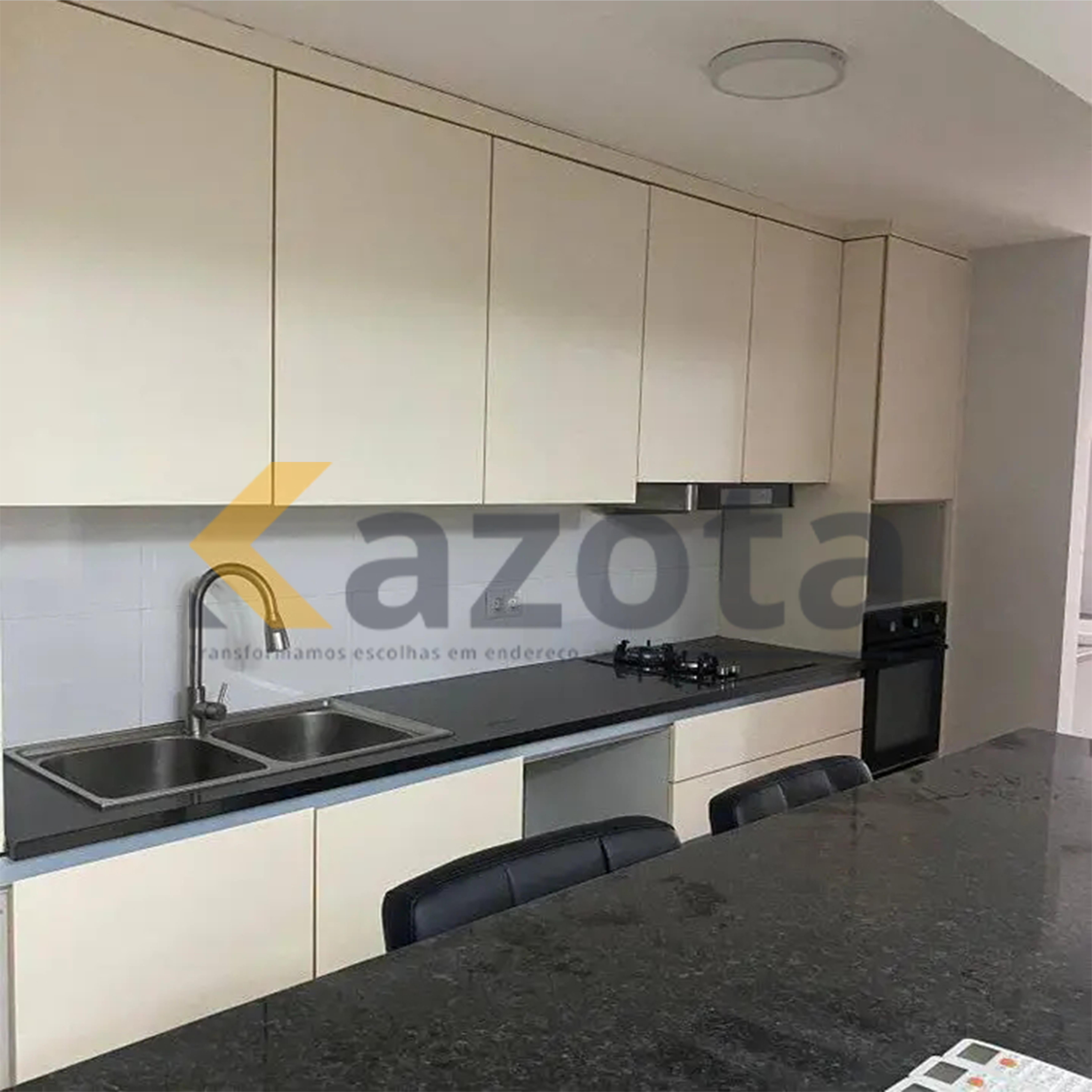 Vivenda V3 Duplex com Piscina – Zona Verde (Rua da MD House, Travessa 7)