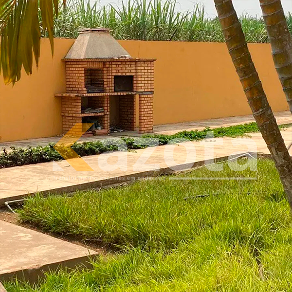 Fazenda 33 Hectares com Duas Vivendas – Caxito, Bengo